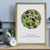 Décoration murale : herbier floral végétal en forme de lune pleine, citation écolo et cadre bois naturel